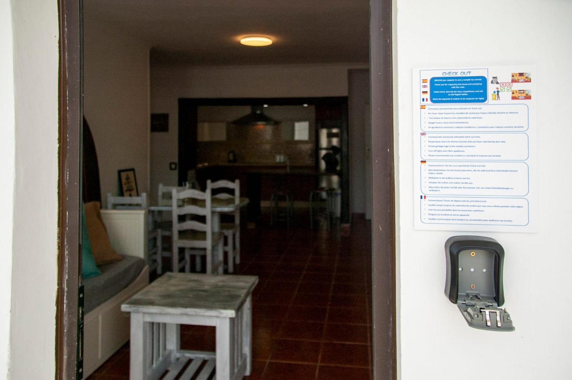 Ferienwohnung Famara Surf Exterior foto